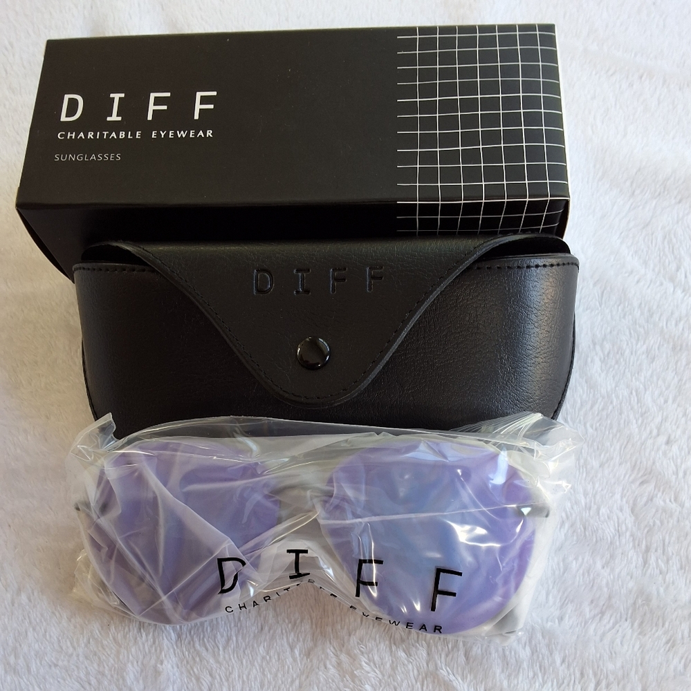 Diff Eyewear Purple and Black Sunglasses Accessories